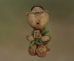 Statue 002