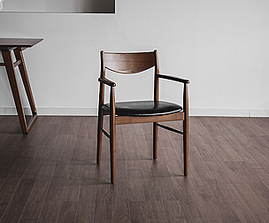 805 Ash solid wood armchair