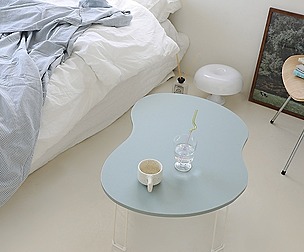 Super Matte Apple Object Folding Table