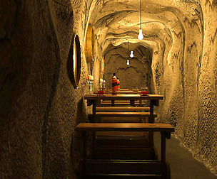 Bar 043