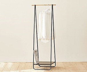 Nordic shelf hanger