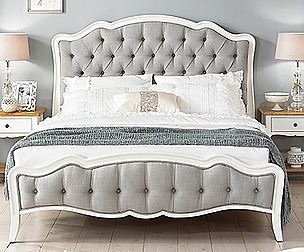 Versien mahogany solid wood queen bed