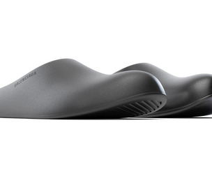 Balenciaga Pool Closed Slide