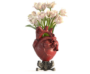 Heart Vase 2 Red