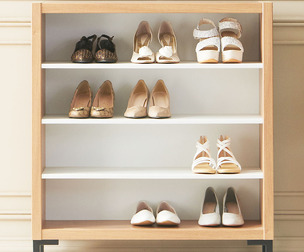 Scoop shoe cabinet