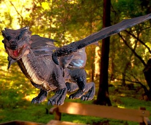 WYVERN DRAGON FLYING