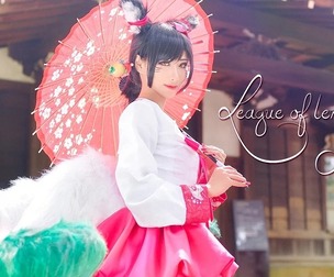 League of legends Ahri Dynasty cosplay HaneAme