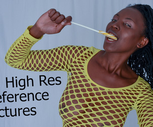 PRC048 - Black Girl with a yellow Lolli
