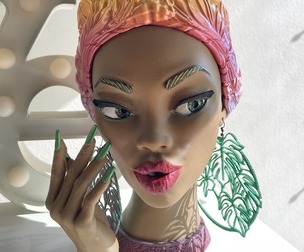 AFRO QUEEN VASE/INCENSE HOLDER/PLANTER