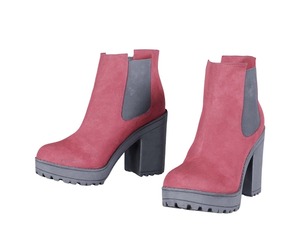 Red Boots