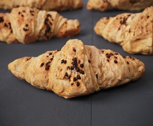 Croissant With Chocolate Chip 5 Models