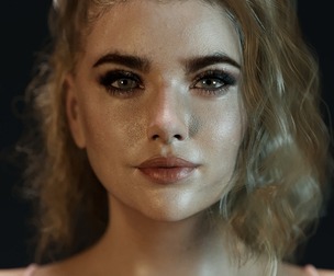 Ashley Benson