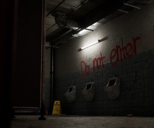 Horror Restroom