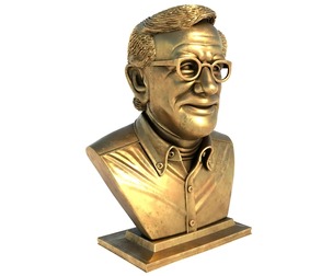 Steven Spielberg statue
