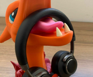 Charizard Headset Stand