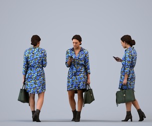 00211_Aimee0007 Adult Black woman walking outdoors with smartphone in autumn attire