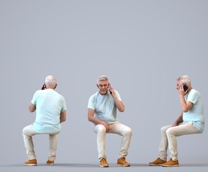 00426_Enzo009 Senior Caucasian man calling on smartphone at home in summer attire