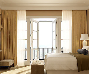 Stylish bedroom complete 56