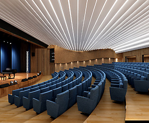 Auditorium room 015