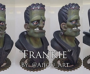 Frankie Bust