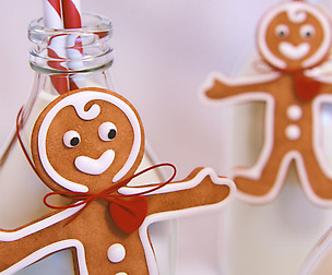 3D Gingerbread man and milk