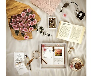 Decorative set