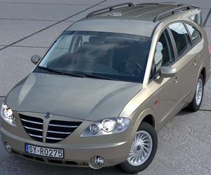 Ssangyong Rodius 2010